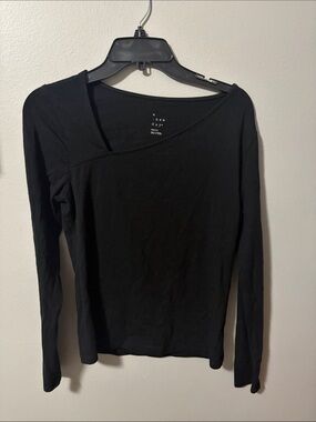 a new day Black Asymmetrical Long-Sleeve Women's Top
